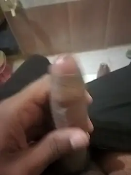 HeatableRevan online show from 03/25/26, 01:00