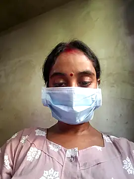 Snapshot of Your-Vaanya chatting on 11/02/25, 08:28 Your-Vaanya online show from 11/02/25, 08:28