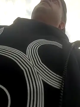 Imyourguy2025 online show from 11/06/25, 03:13