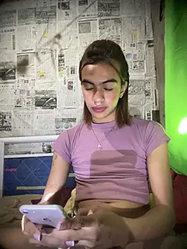 Snapshot of luv_trix chatting on 11/17/25, 03:07 luv trix online show from 11/17/25, 03:07