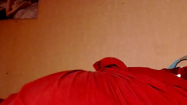 Snapshot of GloriaUpperLove chatting on 11/10/25, 06:12 GloriaUpperLove online show from 11/10/25, 06:12