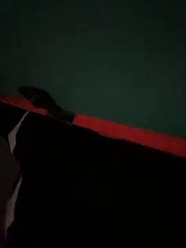 Snapshot of wellingtonmds chatting on 10/25/25, 12:18 wellingtonmds online show from 10/25/25, 12:18