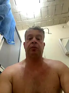 Snapshot of wellingtonmds chatting on 11/16/25, 12:11 wellingtonmds online show from 11/16/25, 12:11