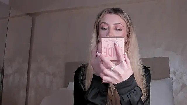 KaylaBenz online show from 07/05/26, 10:50