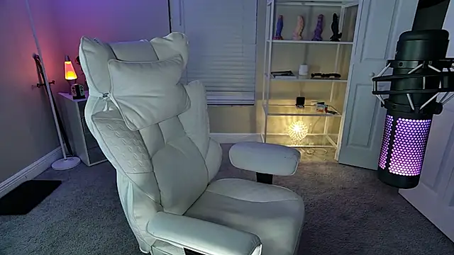 AngieFae  online show from 05/11/26, 02:06