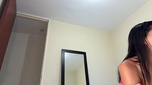 Dulce765b online show from 10/22/25, 10:59