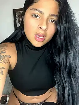 morenaQueen  online show from 12/02/25, 06:36