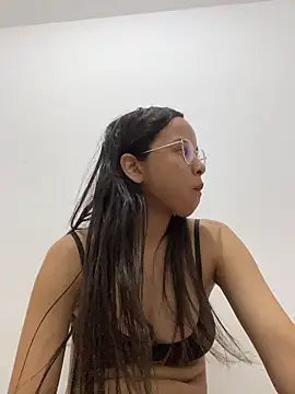 Snapshot of Bab_Angel chatting on 11/09/25, 11:36 Bab Angel online show from 11/09/25, 11:36