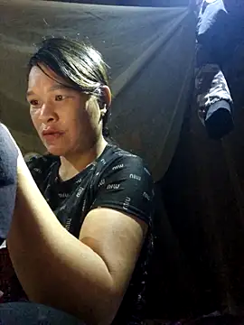 Snapshot of chipu06 chatting on 10/20/25, 03:07 chipu06 online show from 10/20/25, 03:07