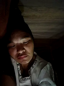 Snapshot of chipu06 chatting on 10/23/25, 10:30 chipu06 online show from 10/23/25, 10:30