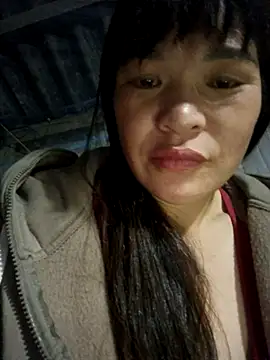 Snapshot of chipu06 chatting on 11/12/25, 11:47 chipu06 online show from 11/12/25, 11:47