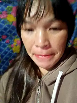 Snapshot of chipu06 chatting on 11/13/25, 12:37 chipu06 online show from 11/13/25, 12:37