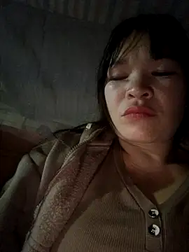 Snapshot of chipu06 chatting on 11/30/25, 10:47 chipu06 online show from 11/30/25, 10:47