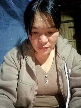 Snapshot of chipu06 chatting on 12/01/25, 01:49 chipu06 online show from 12/01/25, 01:49