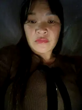 Snapshot of chipu06 chatting on 12/02/25, 02:23 chipu06 online show from 12/02/25, 02:23