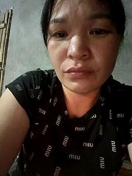 Snapshot of chipu06 chatting on 12/03/25, 11:08 chipu06 online show from 12/03/25, 11:08