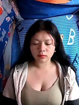 lisa-bae00 online show from 03/04/26, 12:16