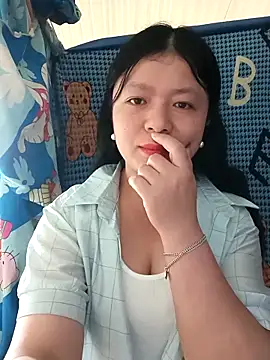 lisa-bae00 online show from 04/05/26, 01:14