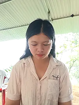 lisa-bae00 online show from 05/07/26, 04:29