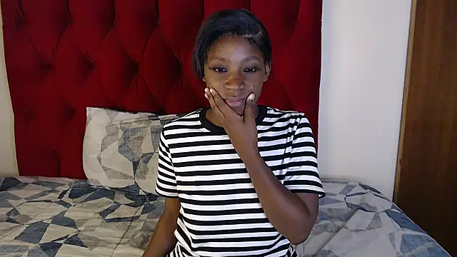 Snapshot of Sex-Great chatting on 11/10/25, 07:24 Sex-Great online show from 11/10/25, 07:24