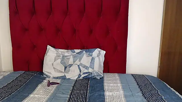 Snapshot of Sex-Great chatting on 11/16/25, 06:13 Sex-Great online show from 11/16/25, 06:13