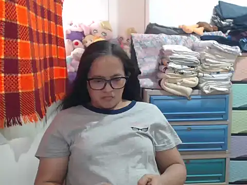 Kinkybela2025 online show from 02/24/26, 04:43