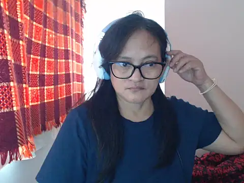 Kinkybela2025 online show from 05/16/26, 12:07
