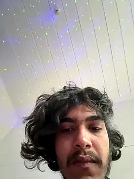 Snapshot of cheems232 chatting on 11/28/25, 08:17 cheems232 online show from 11/28/25, 08:17