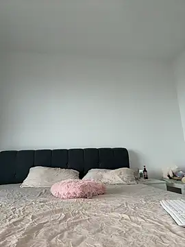 EllaSpark online show from 03/19/26, 07:34