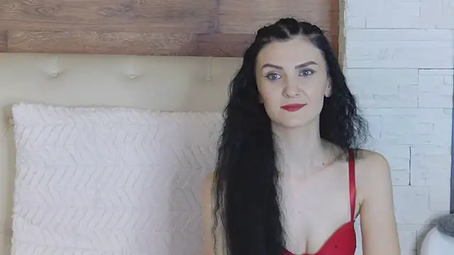 Snapshot of KendraNoir chatting on 02/15/26, 01:24 KendraNoir online show from 02/15/26, 01:24