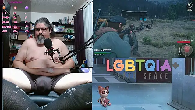 Snapshot of geekycastillo chatting on 11/18/25, 03:56 geekycastillo online show from 11/18/25, 03:56