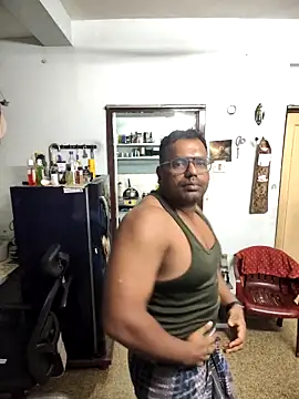 Snapshot of Siranjeevishiva chatting on 11/21/25, 05:55 Siranjeevishiva online show from 11/21/25, 05:55