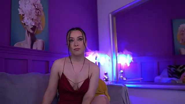 TiffanyVoss online show from 11/25/25, 06:13