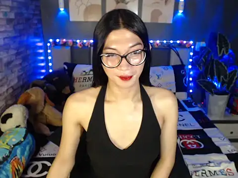 HotNathalie6900 online show from 03/25/26, 02:45