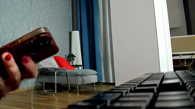 KarinaSparks online show from 12/14/25, 06:01