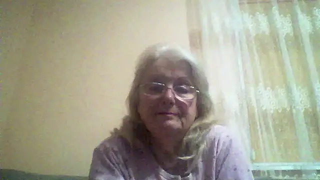 AmyLove353 online show from 04/16/26, 03:07