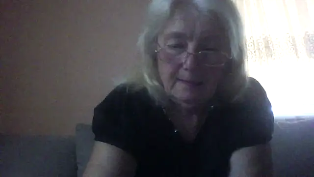 AmyLove353 online show from 07/10/26, 03:44