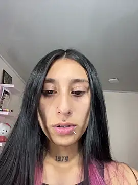 Violeet-Smith online show from 11/18/25, 11:15