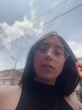 Violeet-Smith online show from 03/26/26, 06:24