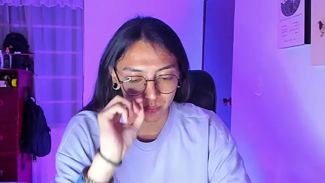  Astrea  online show from 04/10/26, 01:11