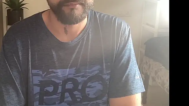 Snapshot of MakeMeAwareAah chatting on 12/14/25, 09:36 MakeMeAwareAah online show from 12/14/25, 09:36