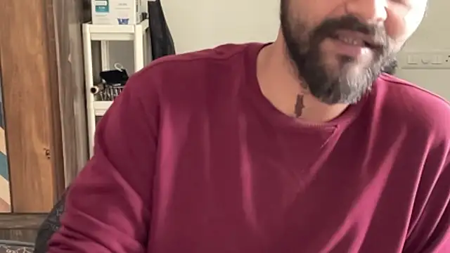 Snapshot of MakeMeAwareAah chatting on 01/06/26, 05:33 MakeMeAwareAah online show from 01/06/26, 05:33