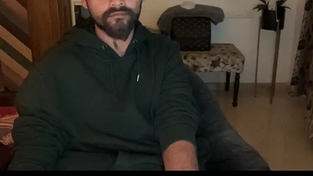 Snapshot of MakeMeAwareAah chatting on 01/06/26, 05:38 MakeMeAwareAah online show from 01/06/26, 05:38