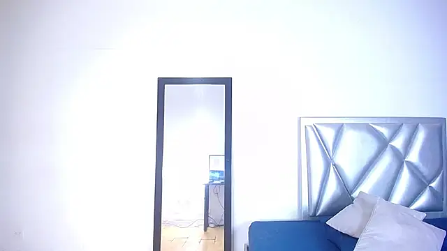 Snapshot of sexycum_dumpster chatting on 11/29/25, 01:58 sexycum dumpster online show from 11/29/25, 01:58