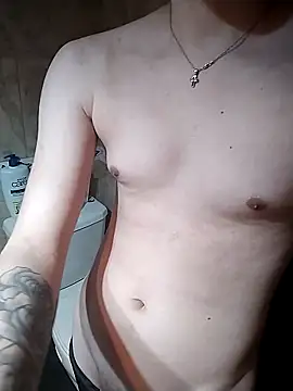 Danii2005 online show from 10/20/25, 08:31