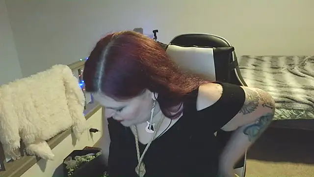 Snapshot of MissSirenaRhul chatting on 11/07/25, 12:10 MissSirenaRhul online show from 11/07/25, 12:10