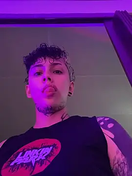 Snapshot of Abby_Evanns1 chatting on 11/22/25, 03:05 Abby Evanns1 online show from 11/22/25, 03:05