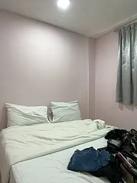 Snapshot of Asin1102 chatting on 10/31/25, 03:29 Asin1102 online show from 10/31/25, 03:29