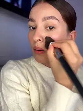 Talia Bonet online show from 11/18/25, 02:54