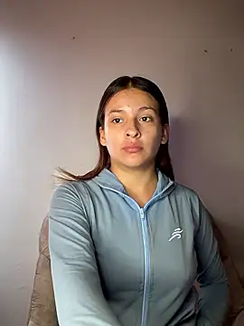 Talia Bonet online show from 01/12/26, 01:27